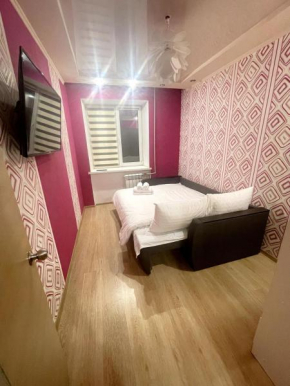 Двокімнатна квартира у центрі Полтави біля Орла Мережа AlexApartments Документи для відряджень Безконтатне заселення цілодобово